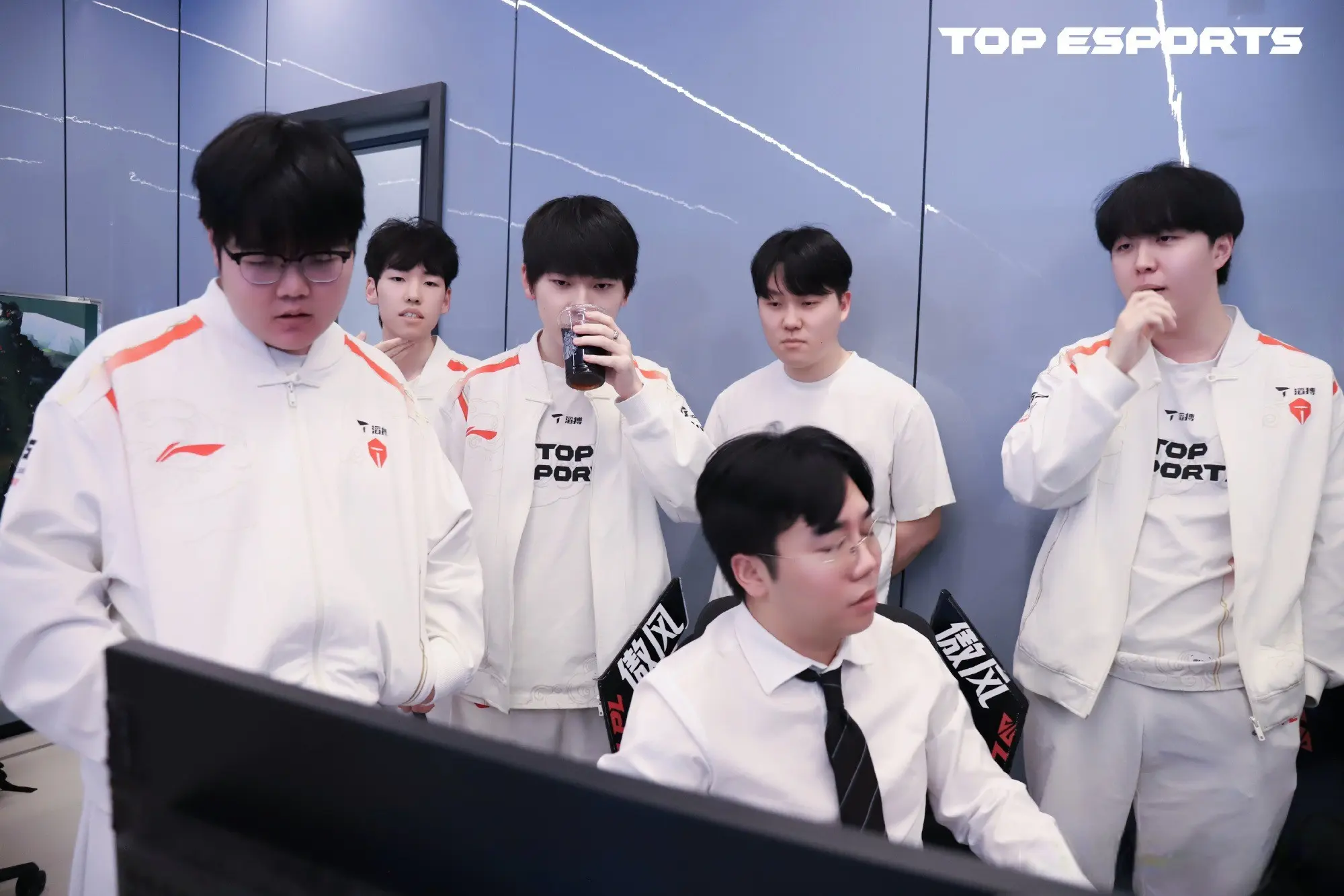 冠军, 得非常好 冠军, 得非常好