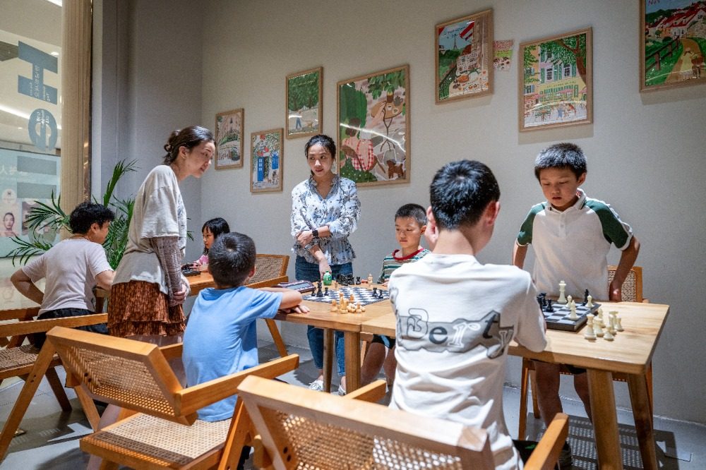 现场家长参, img, 在进行国际