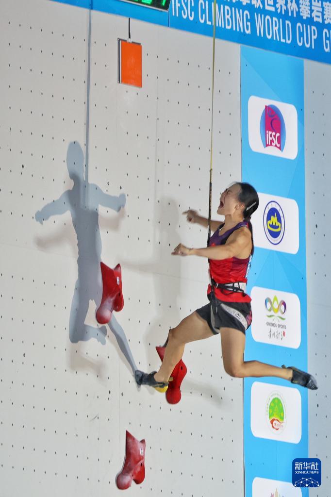 蒙世雪夺得, 中国选手蒙, img