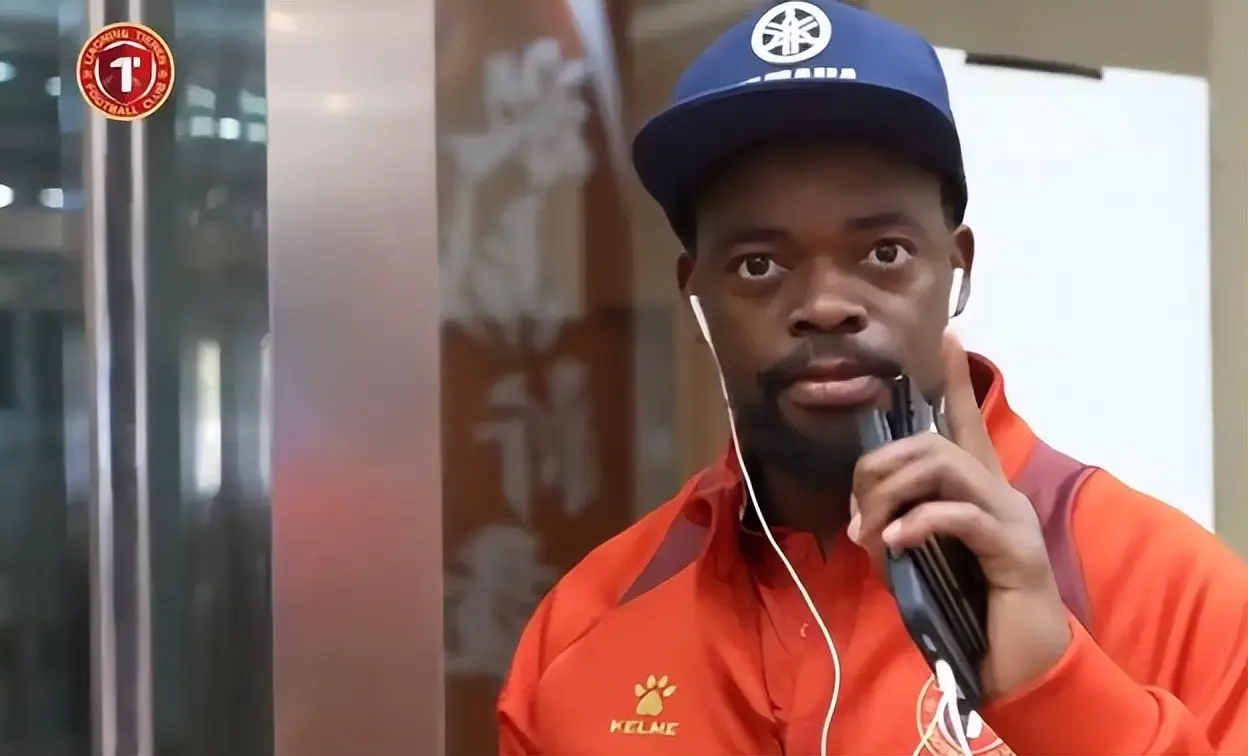 为队友送出, 射手, 已代表新东 为队友送出, 射手, 已代表新东